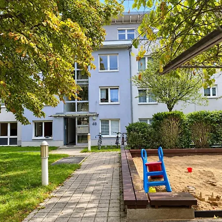 Grüne Oase An Der Karli Mit Terrasse, 2 Barrierefrei * Leipzig