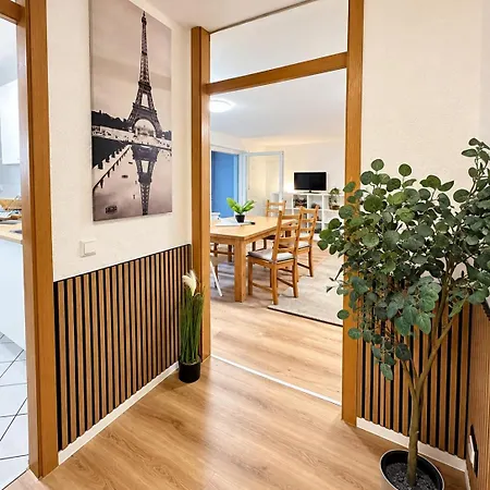 Grüne Oase An Der Karli Mit Terrasse, 2 Barrierefrei Apartment *